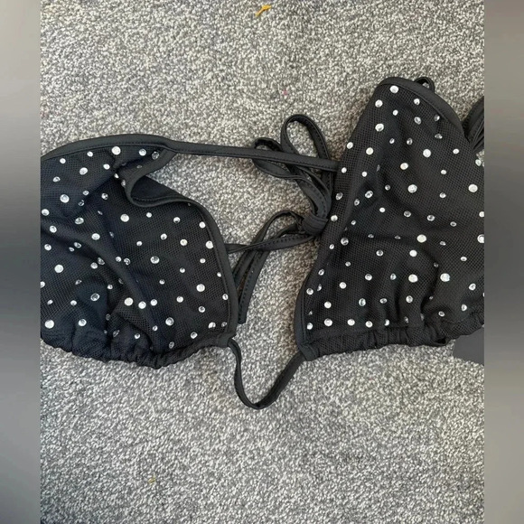 NWT Rhinestone bikini top by Fashion Nova sz 1x - Picture 1 of 3